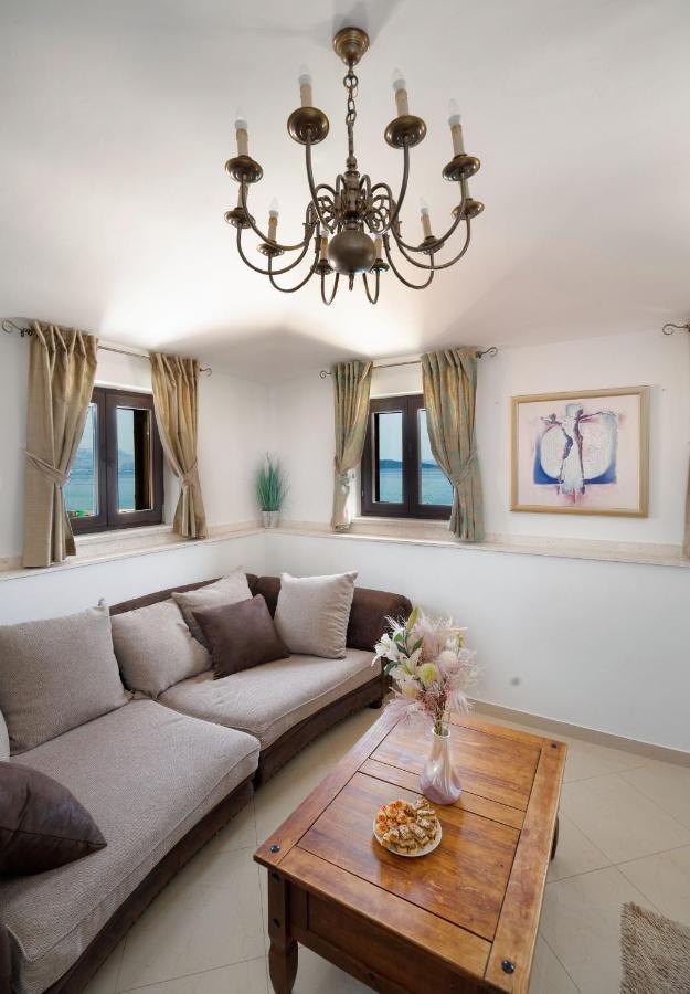 Luxury Apartments Perko Kaštela Extérieur photo